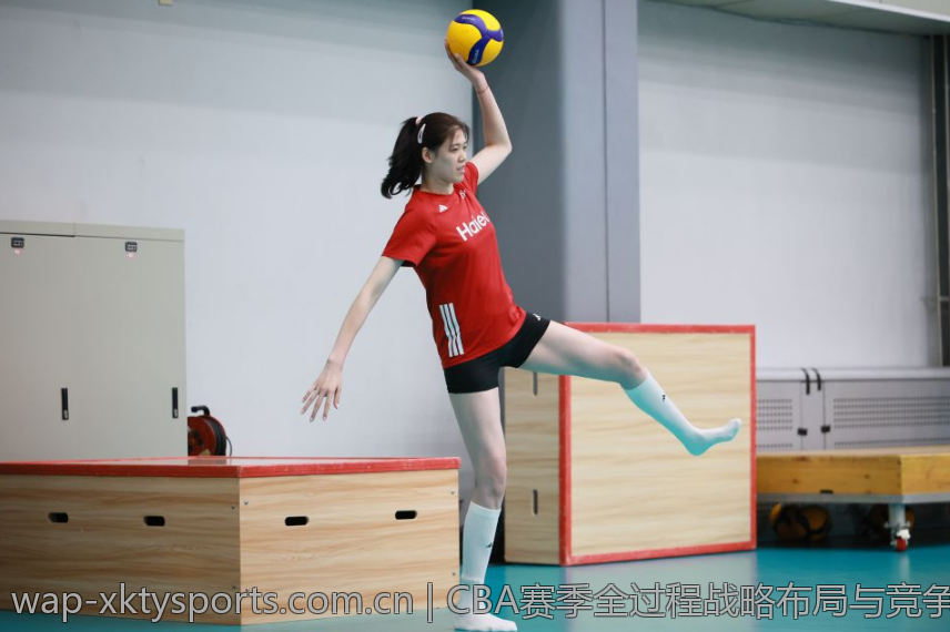 CBA赛季全过程战略布局与竞争态势研判