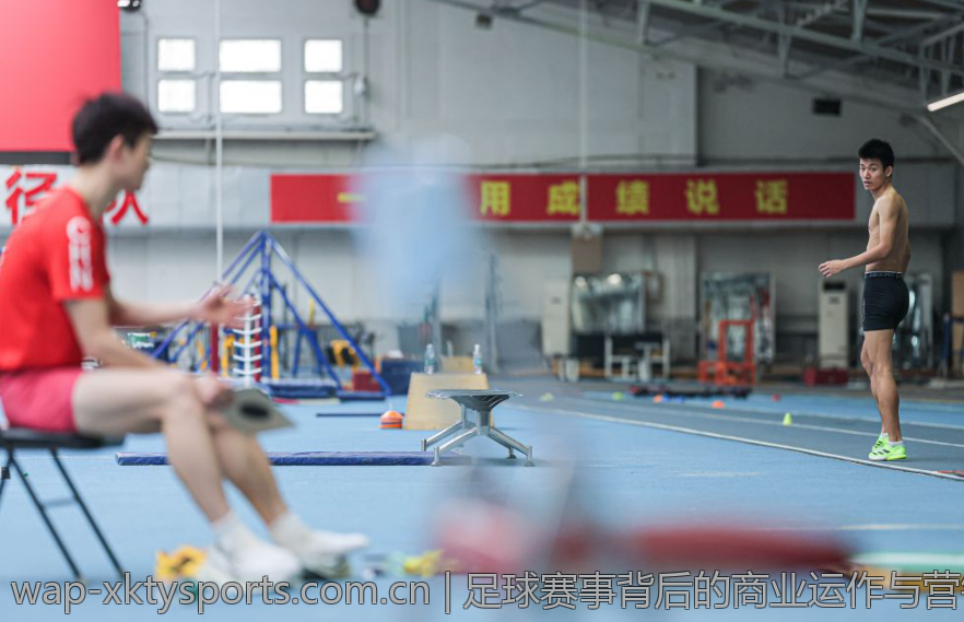足球赛事背后的商业运作与营销策略